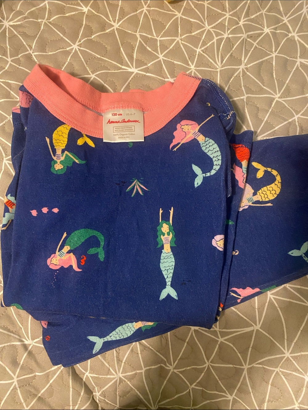 Hanna Andersson Navy Mermaid Pajama Set with Pink Trim